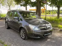 Gebraucht Opel Zafira Design Edition 140 PS (102 kW) 2012 Karbongrau Van / Kleinbus