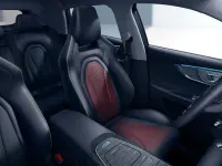 Neu Omoda 5 155 kW (211 PS) 2026 Grau SUV