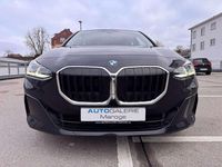 Gebraucht BMW 220 170 PS (125 kW) 2023 Saphirschwarz Van / Kleinbus