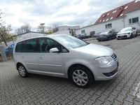 Gebraucht VW Touran Highline 140 PS (102 kW) 2007 Reflexsilber metallic Van / Kleinbus