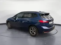 Gebraucht BMW 220 Active Tourer 170 PS (125 kW) 2025 Blau Van / Kleinbus