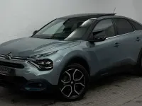 Używany Citroën e-C4 Shine 146 kW (199 KM) 2023 Niebieski Sedan/Limuzyna
