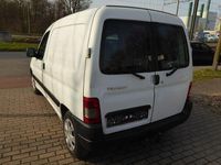 Gebraucht Peugeot Partner 75 PS (55 kW) 2007 Weiß Van / Kleinbus