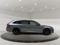 Gebraucht Skoda Superb Style 150 PS (110 kW) 2024 Grau Kombi