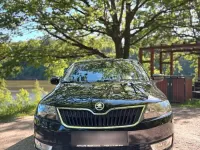 Gebraucht Skoda Rapid 120 PS (88 kW) 2014 Schwarz Kleinwagen