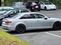 Second-hand Audi A4 S-Line 245 CP (180 kW) 2019 Argintiu Berlinǎ