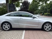Gebraucht Mercedes E220 170 PS (125 kW) 2011 Silber Coupé