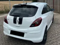 Gebraucht Opel Corsa 101 PS (74 kW) 2011 Weiß Kleinwagen