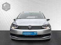 Gebraucht VW Touran 122 PS (89 kW) 2023 Silber Van / Kleinbus