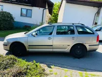 Gebraucht Skoda Octavia Ambiente 116 PS (85 kW) 2008 Grau Kombi