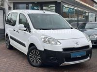 Gebraucht Peugeot TePee 92 PS (67 kW) 2014 Weiß Van / Kleinbus