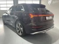 Gebraucht Audi e-tron S-Line 300 kW (408 PS) 2021 Schwarz SUV
