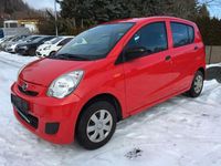 Gebraucht Daihatsu Cuore 69 PS (50 kW) 2011 Rot Kleinwagen