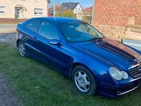 gebraucht Mercedes C220 W203 CDISportcoupe, viele Neuteile 185.845 Km