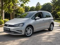 Gebraucht VW Golf VIII 150 PS (110 kW) 2020 Silber Van / Kleinbus