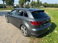 Gebraucht Audi A3 S-Line 150 PS (110 kW) 2015 Grau Limousine