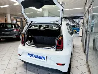 Używany VW up! move up! 65 KM (47 kW) 2021 Biały Hatchback
