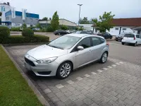 Gebraucht Ford Focus Trend 120 PS (88 kW) 2015 Silber Limousine