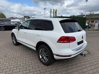 Gebraucht VW Touareg Terrain Tech 262 PS (192 kW) 2016 Weiß SUV