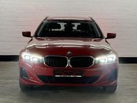 Gebraucht BMW 318 Shadowline 150 PS (110 kW) 2022 Rot Kombi