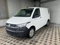 Gebraucht VW T6.1 150 PS (110 kW) 2023 Candyweiß Van