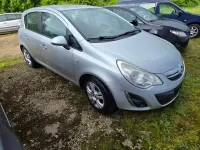 Gebraucht Opel Corsa Active 86 PS (63 kW) 2013 Silber Kleinwagen