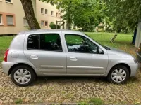 Używany Renault Clio II Campus 75 KM (55 kW) 2007 Szary Sedan/Limuzyna