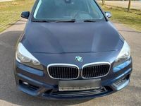 gebraucht BMW 218 Active Tourer Advantage, AHK abn., Navi,