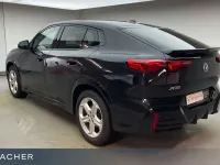 Gebraucht BMW X2 Comfort Edition 156 PS (114 kW) 2024 Saphirschwarz metallic SUV