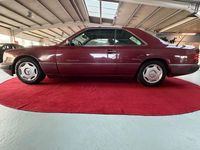 Gebraucht Mercedes 230 132 PS (97 kW) 1989 Rot Coupé
