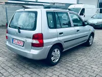 Gebraucht Mazda Demio 75 PS (55 kW) 2001 Silber Kleinwagen