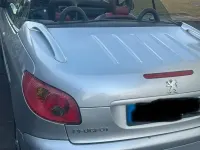 Gebraucht Peugeot 206 CC 109 PS (80 kW) 2004 Silber Cabrio