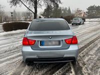 Gebraucht BMW 320 M Sport 170 PS (125 kW) 2011 Blau Limousine