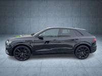 Gebraucht Audi Q8 S-Line 231 PS (169 kW) 2021 Mythosschwarz metallic SUV
