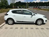 Gebraucht Renault Mégane Dynamique 110 PS (80 kW) 2010 Weiß Limousine