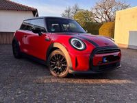 Gebraucht Mini Cooper Classic 136 PS (100 kW) 2021 Rot Kleinwagen