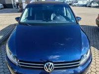 Gebraucht VW Touran Cup 140 PS (102 kW) 2014 Blau Van / Kleinbus