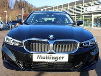 Gebraucht BMW 330e 292 PS (214 kW) 2022 Schwarz Limousine