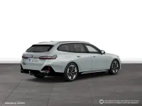 Gebraucht BMW 520 M Sport 190 PS (139 kW) 2026 Grau Kombi