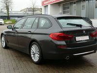 gebraucht BMW 520 5er Reihe d Touring Luxury Line Aut. 2-Zonen-Klima Navi Sitzheizung