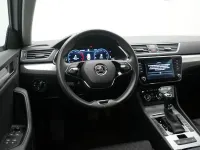 Gebraucht Skoda Superb Ambition 150 PS (110 kW) 2022 Moonweiß perleffekt Kombi