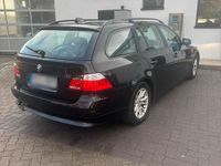 Gebraucht BMW 525 195 PS (143 kW) 2005 Schwarz Kombi