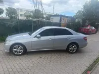 Gebraucht Mercedes E200 Avantgarde 184 PS (135 kW) 2009 Grau Limousine