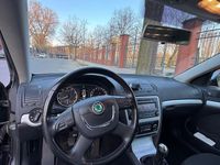 Gebraucht Skoda Octavia 122 PS (89 kW) 2009 Grau Kombi