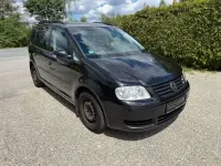Gebraucht VW Touran Basis 116 PS (85 kW) 2004 Schwarz Van / Kleinbus