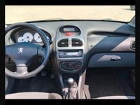 Gebraucht Peugeot 206 CC 109 PS (80 kW) 2004 Schwarz Cabrio
