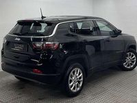 Gebraucht Jeep Compass Altitude 235 PS (172 kW) 2024 Solid black SUV