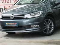 Używany VW Touran 150 KM (110 kW) 2017 Szary Minivan