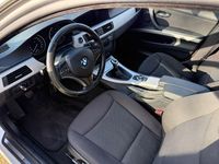 Second-hand BMW 325 218 CP (160 kW) 2008 Argintiu Berlinǎ