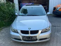 Gebraucht BMW 320 150 PS (110 kW) 2006 Titansilber metallic Limousine